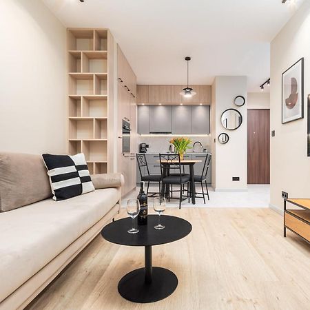 ורשה Bg Premium Apartments Mennica Residence מראה חיצוני תמונה